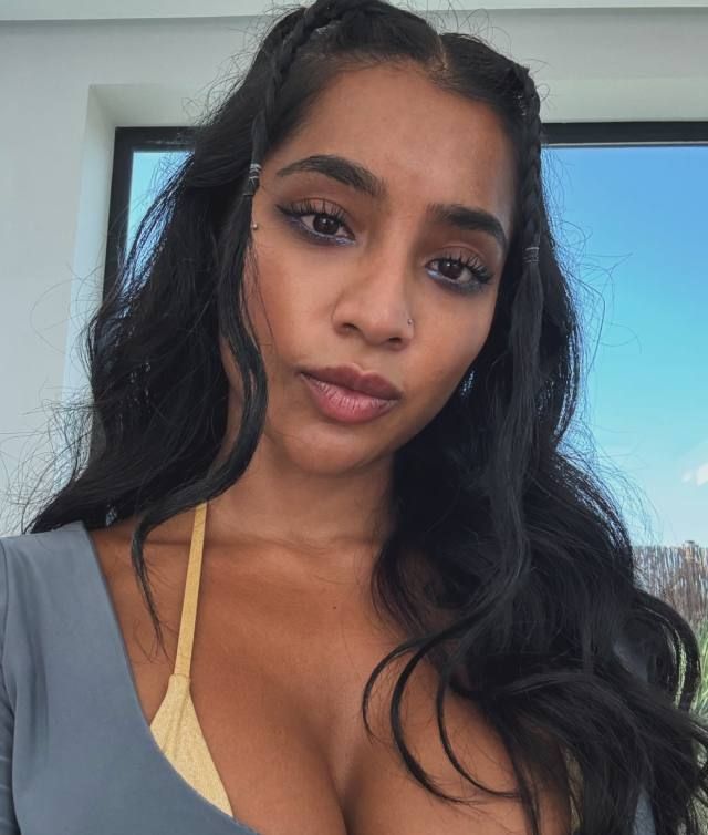 ❤️LETS FUCK❤️IN THE CAR OR MY PLACE OR YOURS 💕COME AND HAVE SOME UNFORGETTABLE SEXUAL💕 SATISFACTION AND FUN - Image 2